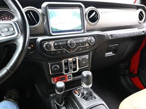 Used 2019 Jeep Wrangler Unlimited Rubicon AWD/4WD image 44