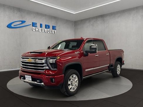 Used 2024 Chevrolet Silverado 2500 High Country w/ Technology Package AWD/4WD image 10