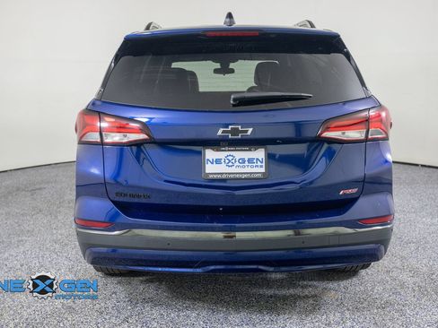 Used 2022 Chevrolet Equinox RS w/ LPO, Floor Liner Package FWD image 6