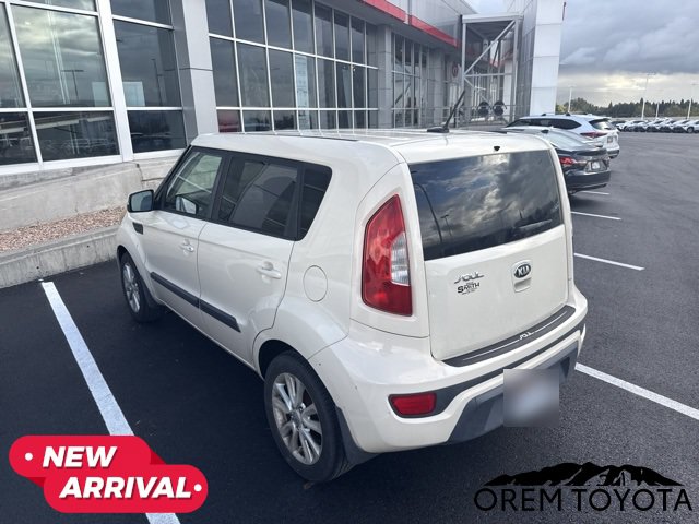 Used 2013 Kia Soul + FWD image 13