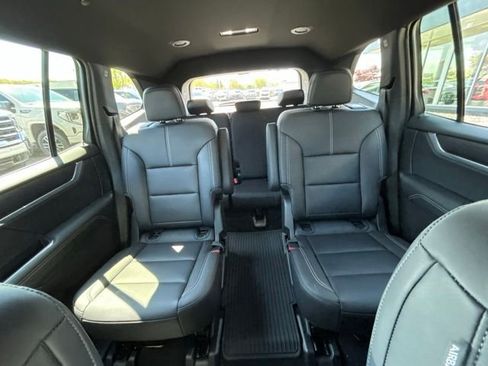 New 2026 GMC Acadia Elevation w/ Black Edition AWD/4WD image 23