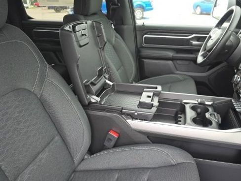 New 2026 RAM 1500 Big Horn AWD/4WD image 30