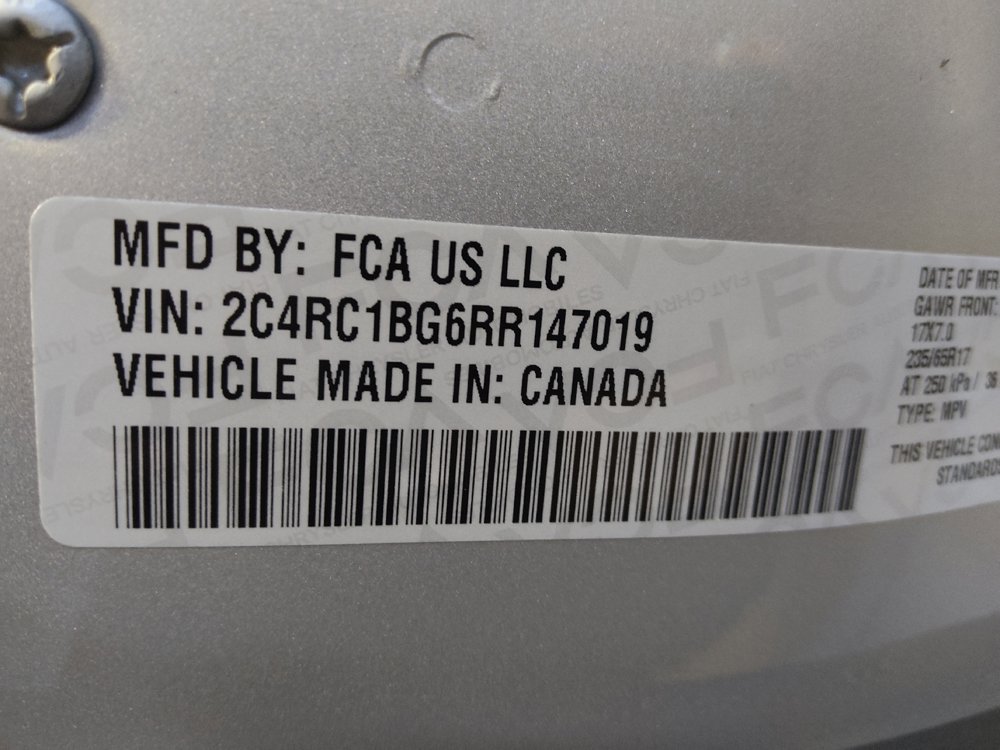 Used 2024 Chrysler Pacifica Touring-L FWD image 33