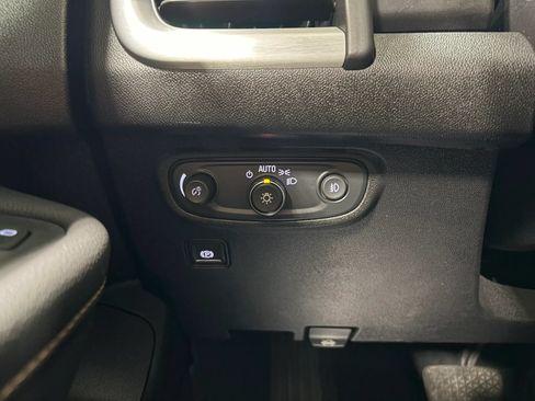 Used 2018 GMC Terrain SLT FWD image 38