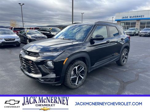 Certified 2023 Chevrolet TrailBlazer RS w/ Convenience Package image 1