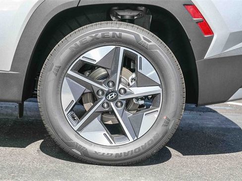 New 2025 Hyundai Tucson SEL image 10