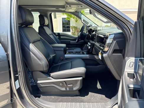 New 2026 Ford F250 Lariat w/ Black Appearance Package AWD/4WD image 5