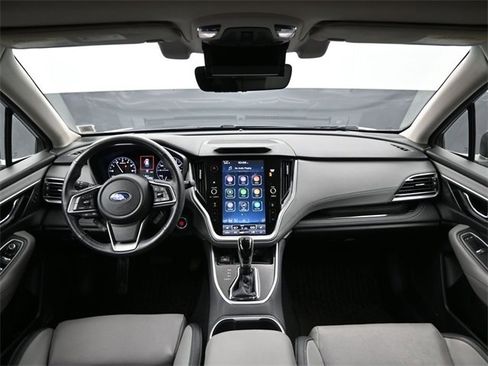 Used 2020 Subaru Outback Limited image 9