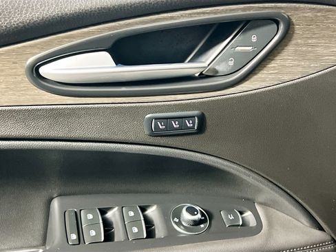 Used 2022 Alfa Romeo Stelvio Ti w/ Active Assist Plus Package image 16