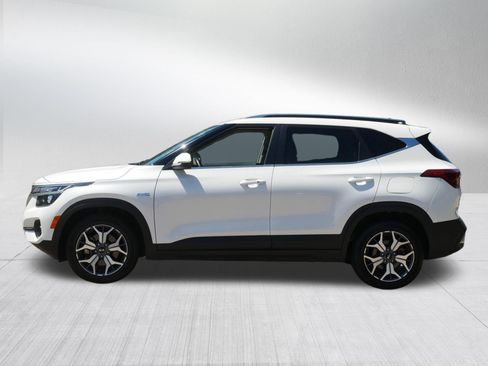 Certified 2021 Kia Seltos EX AWD/4WD image 4