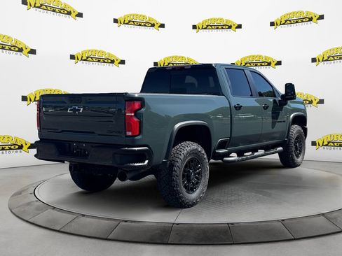 Used 2026 Chevrolet Silverado 2500 ZR2 AWD/4WD image 5