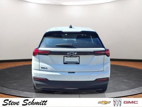 New 2027 Chevrolet Bolt LT FWD image 22