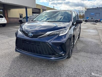 Used 2021 Toyota Sienna XSE
