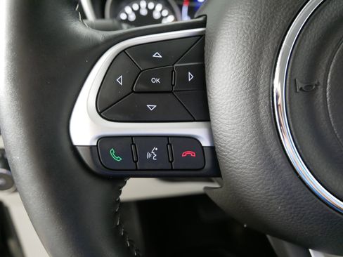 Used 2017 Jeep Compass Latitude w/ Cold Weather Group AWD/4WD image 27