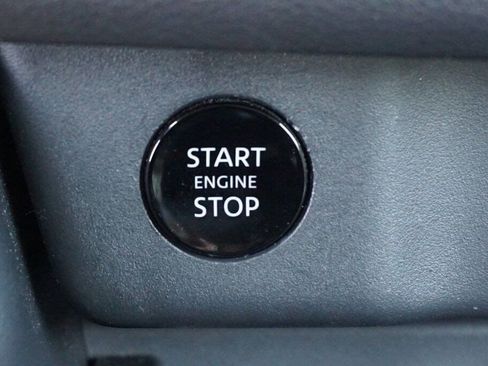 Certified 2024 Nissan Rogue SL image 20