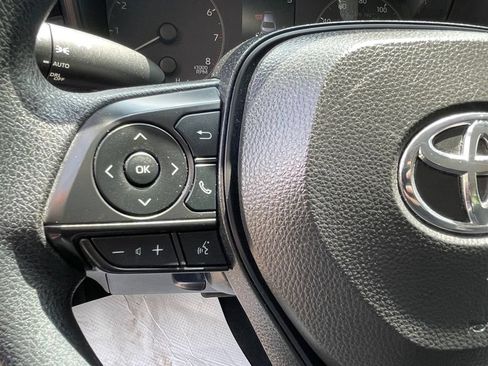 Used 2024 Toyota Corolla LE FWD image 19