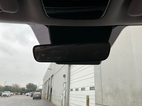 Used 2025 Hyundai Santa Fe SEL image 18