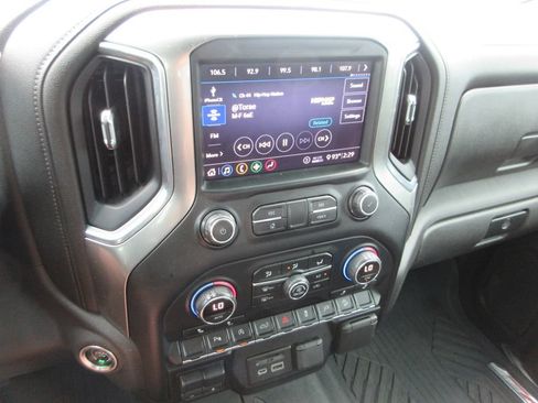 Used 2020 Chevrolet Silverado 1500 LT w/ All-Star Edition AWD/4WD image 30