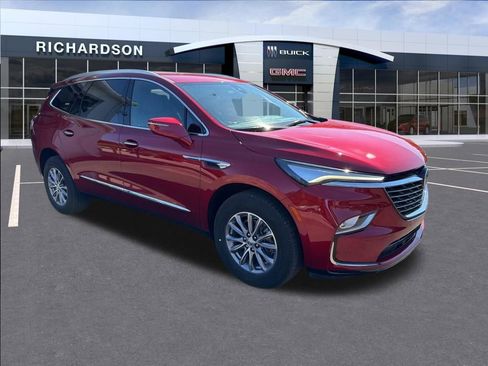 Used 2023 Buick Enclave Essence w/ Trailering Package, 5000 lbs. FWD image 9