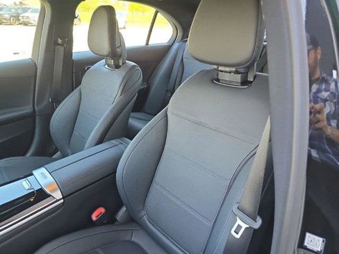 Used 2026 Mercedes-Benz C 300 4MATIC Sedan image 18