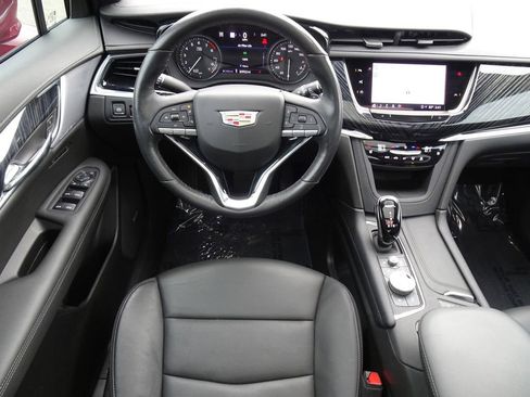 Certified 2024 Cadillac XT6 Premium Luxury w/ Technology Package image 15