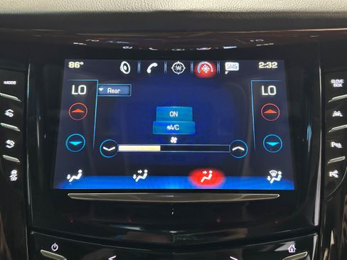 Used 2019 Cadillac Escalade ESV Premium Luxury AWD/4WD image 8