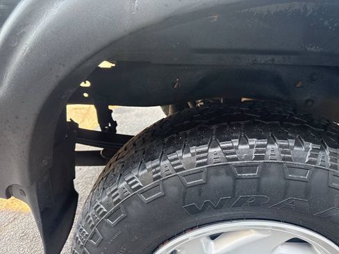 Used 2004 Ford Ranger XLT AWD/4WD image 24