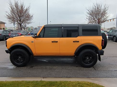 Used 2022 Ford Bronco Wildtrak image 10