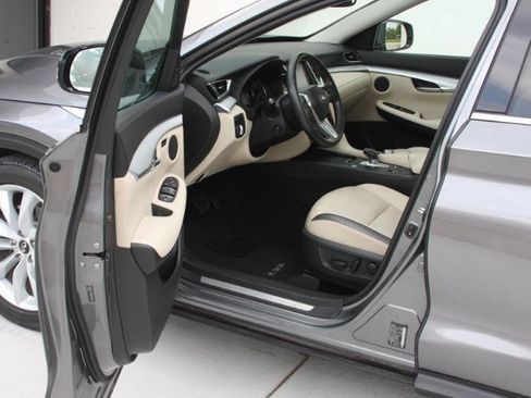 Used 2019 INFINITI QX50 Essential w/ Premium Heat Package AWD/4WD image 27
