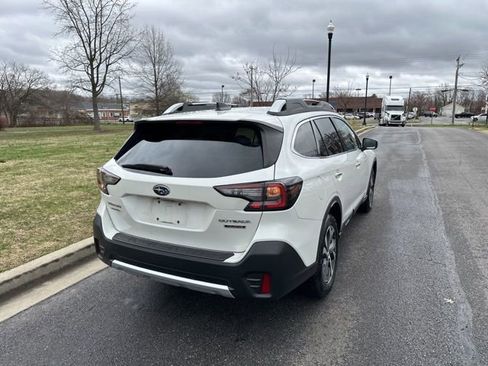 Used 2022 Subaru Outback Touring image 22