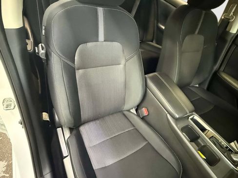 Used 2025 Nissan Sentra SV FWD image 13