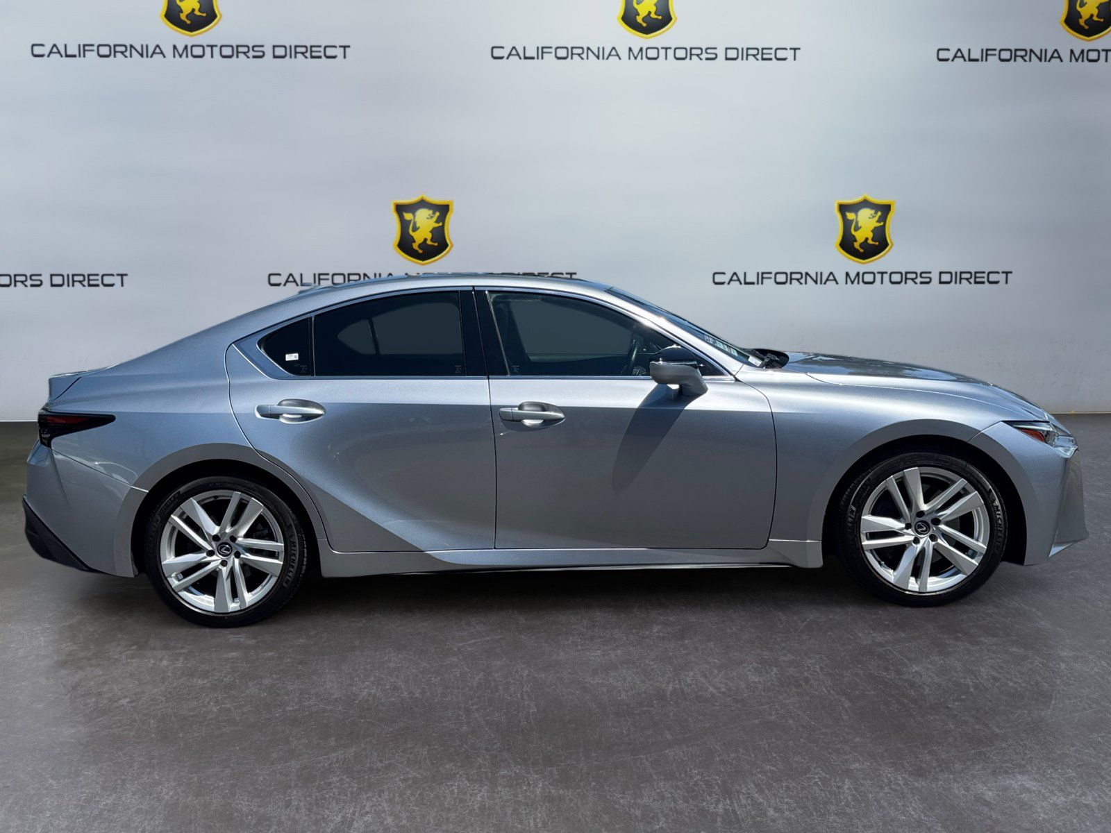 Used 2023 Lexus IS 300 w/ Comfort Package RWD image 6