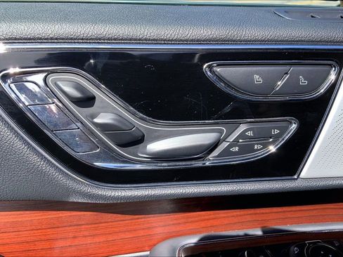 Used 2023 Lincoln Navigator Reserve image 34