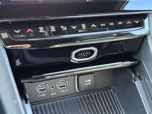 New 2026 Jeep Grand Cherokee Altitude image 25