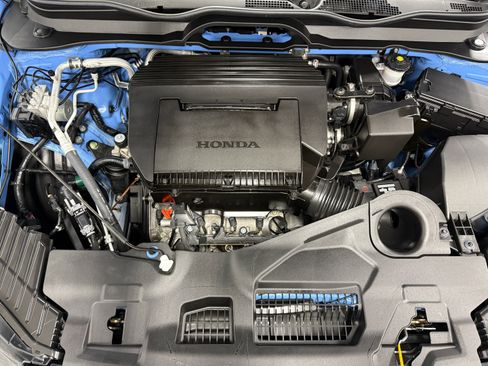 Used 2025 Honda Pilot TrailSport image 38