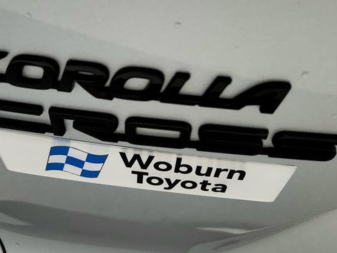 Used 2022 Toyota Corolla Cross XLE w/ Convenience Package AWD/4WD image 13