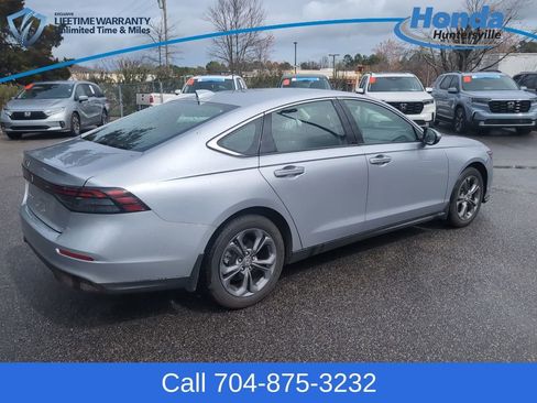 Used 2023 Honda Accord EX image 8