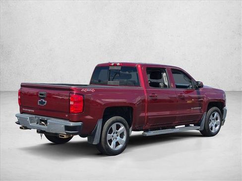 Used 2017 Chevrolet Silverado 1500 LT w/ All Star Edition AWD/4WD image 5