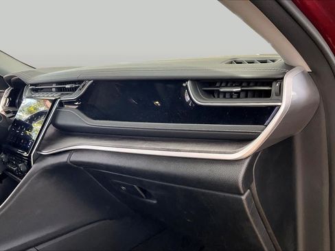 Used 2022 Jeep Grand Cherokee Limited RWD image 19
