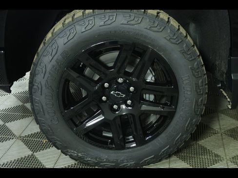 New 2026 Chevrolet Silverado 1500 Custom Trail Boss AWD/4WD image 12