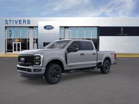 New 2026 Ford F250 XL image 2