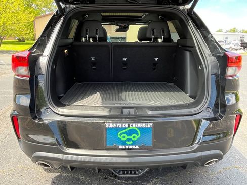 Used 2023 Chevrolet TrailBlazer RS w/ Sun and Liftgate Package FWD image 4