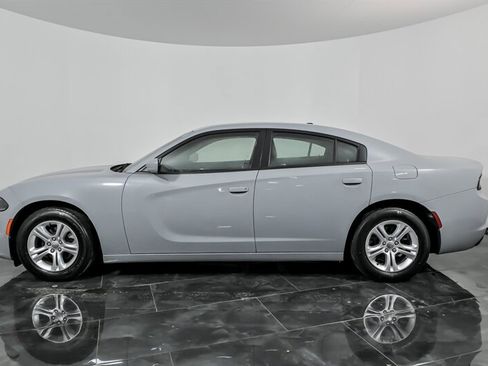 Used 2021 Dodge Charger SXT w/ Leather Interior Group image 7