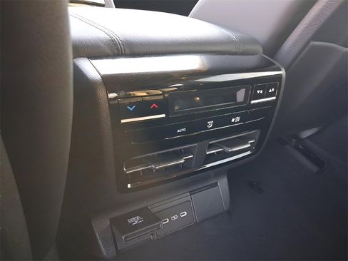 Used 2025 Acura MDX FWD image 22