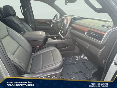 Certified 2026 GMC Yukon Denali w/ Denali Reserve Package AWD/4WD image 38
