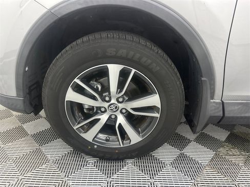 Used 2017 Toyota RAV4 XLE image 12