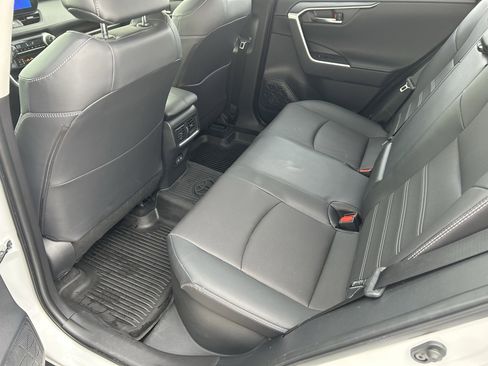 Used 2025 Toyota RAV4 Limited w/ Advanced Technology Package AWD/4WD image 17