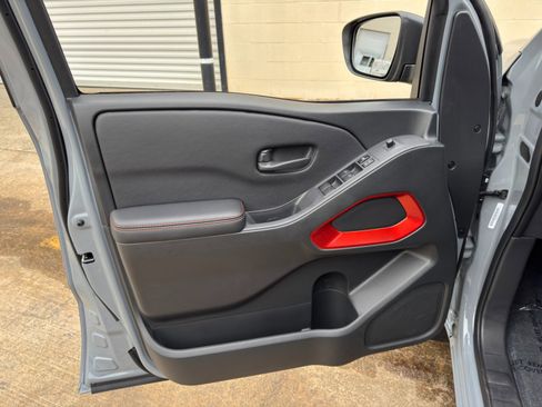 Used 2026 Nissan Frontier Pro-X w/ Pro-X Convenience Package RWD image 38