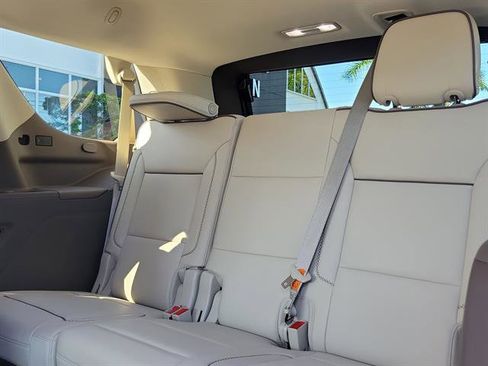 Used 2021 GMC Yukon Denali w/ Denali Ultimate Package image 15