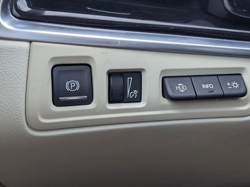 Certified 2023 Cadillac XT6 Premium Luxury w/ Technology Package FWD image 26